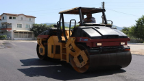 Arifiye Belediyesi Sıcak Asfalt Çalışmalarını Tüm Hızıyla Sürdüryor…